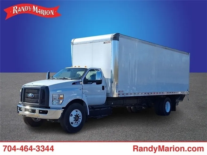 2023 Ford F-650 photo 1