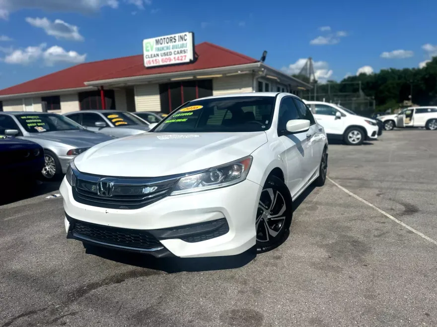 2016 Honda Accord LX photo 1