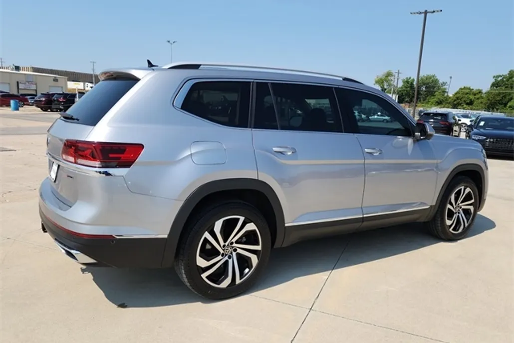 2021 Volkswagen Atlas SEL Premium photo 1