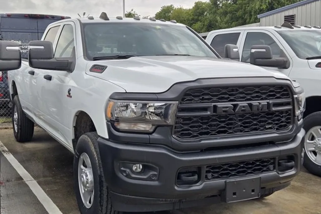 2023 Ram 3500 Tradesman photo 1