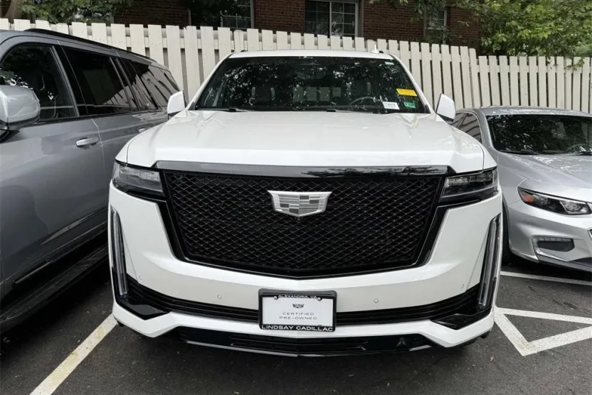 2024 Cadillac Escalade ESV Sport Platinum photo 1