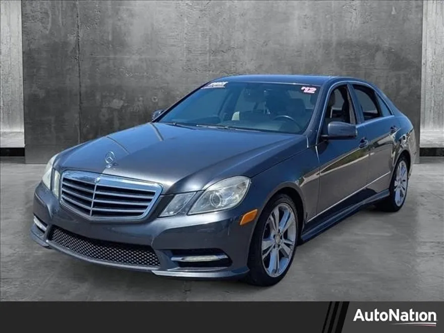 2013 Mercedes Benz E 350 photo 1