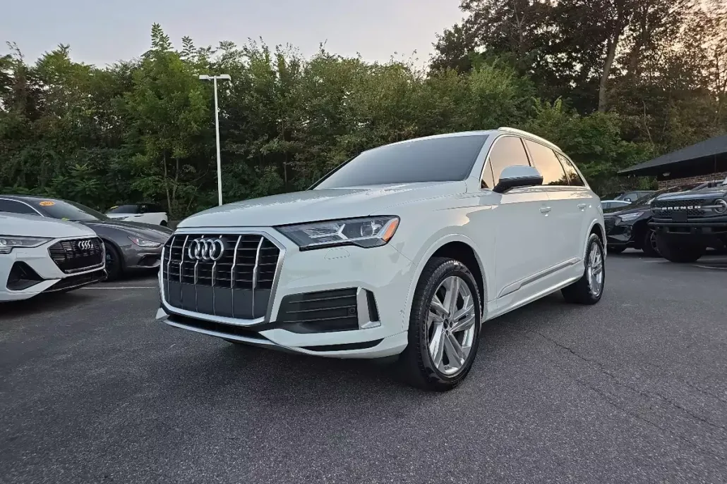 2022 Audi Q7 Premium 45 photo 1