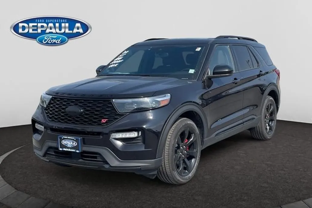 2022 Ford Explorer ST photo 1