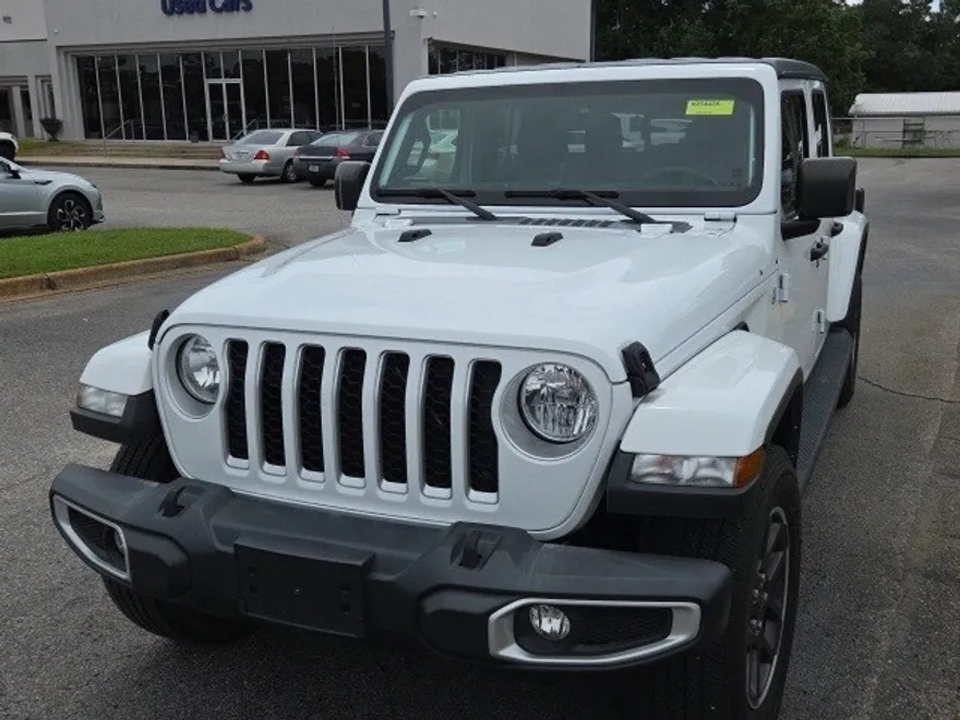 2022 Jeep Gladiator Overland photo 1