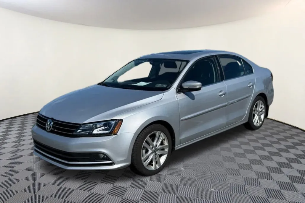 2016 Volkswagen Jetta 1.8T SEL photo 1