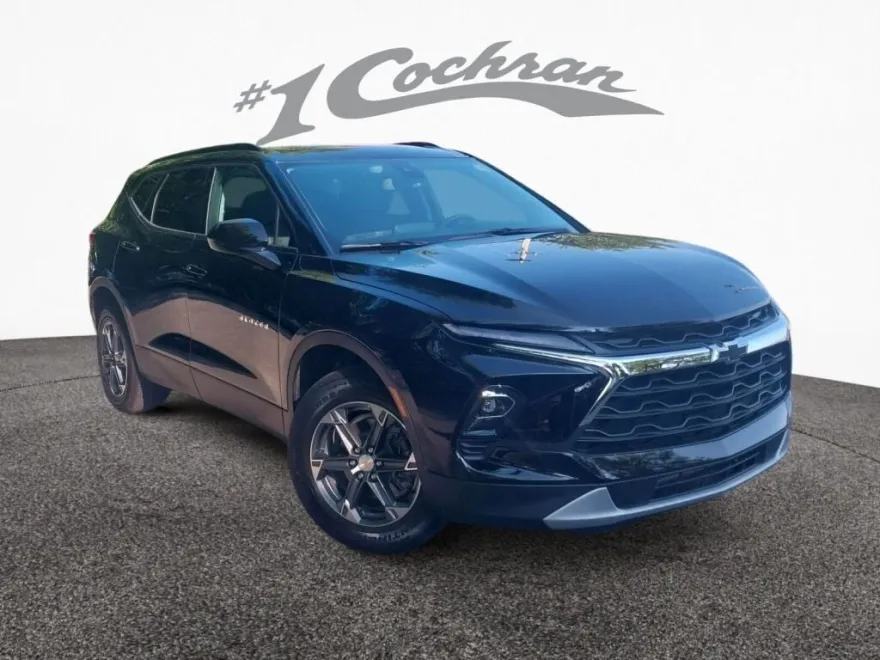 2025 Chevrolet Blazer photo 1