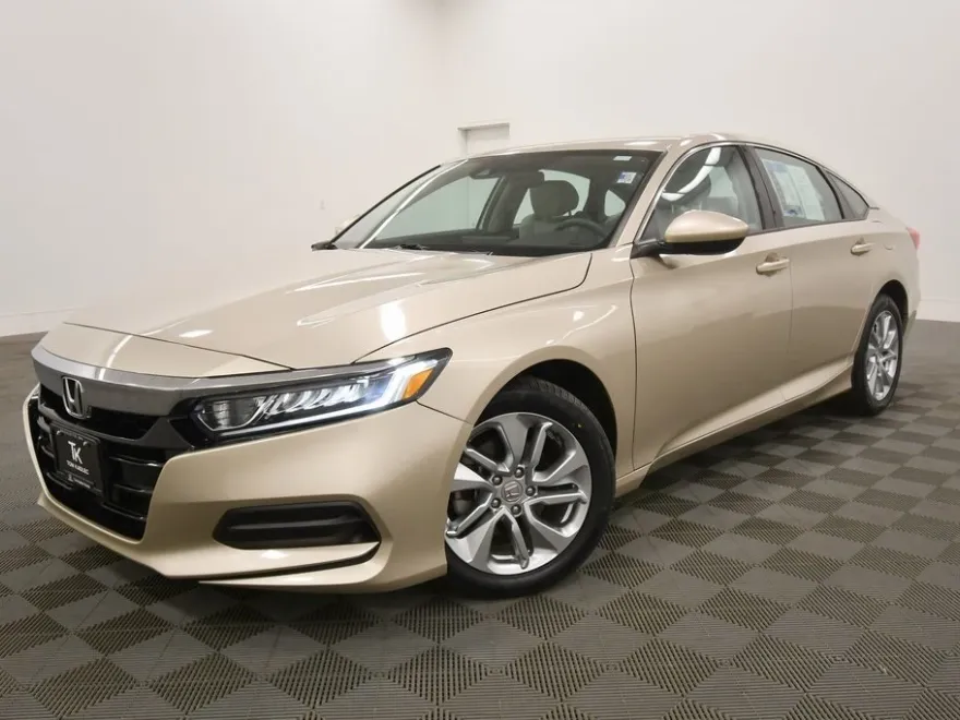 2018 Honda Accord LX 1.5T photo 1
