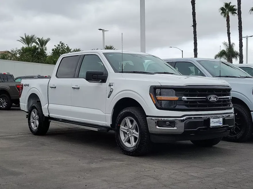 2025 Ford F-150 XLT photo 1