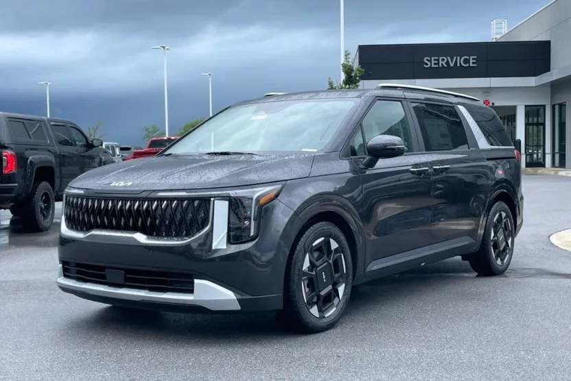 2026 Kia Carnival EX photo 1