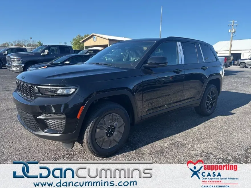 2025 Jeep Grand Cherokee Altitude photo 1