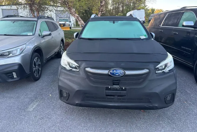 2020 Subaru Outback Touring XT photo 1