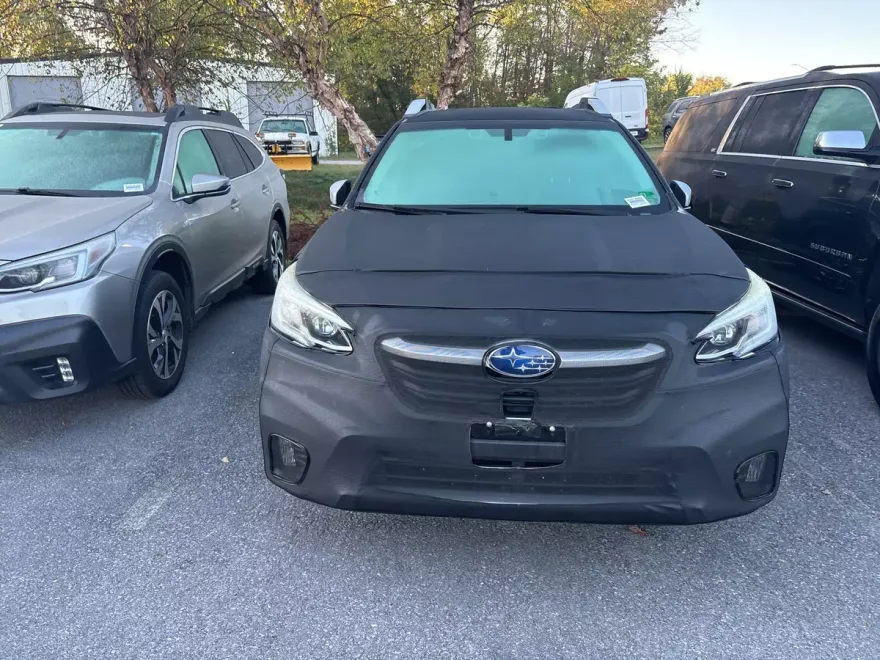 2020 Subaru Outback Touring XT photo 1