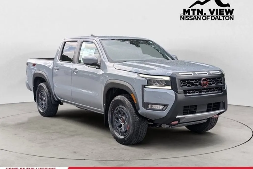 2025 Nissan Frontier PRO-4X photo 1