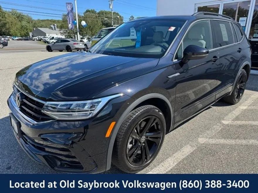 2024 Volkswagen Tiguan SE R-Line Black photo 1