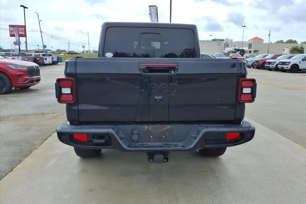 2021 Jeep Gladiator High Altitude photo 1