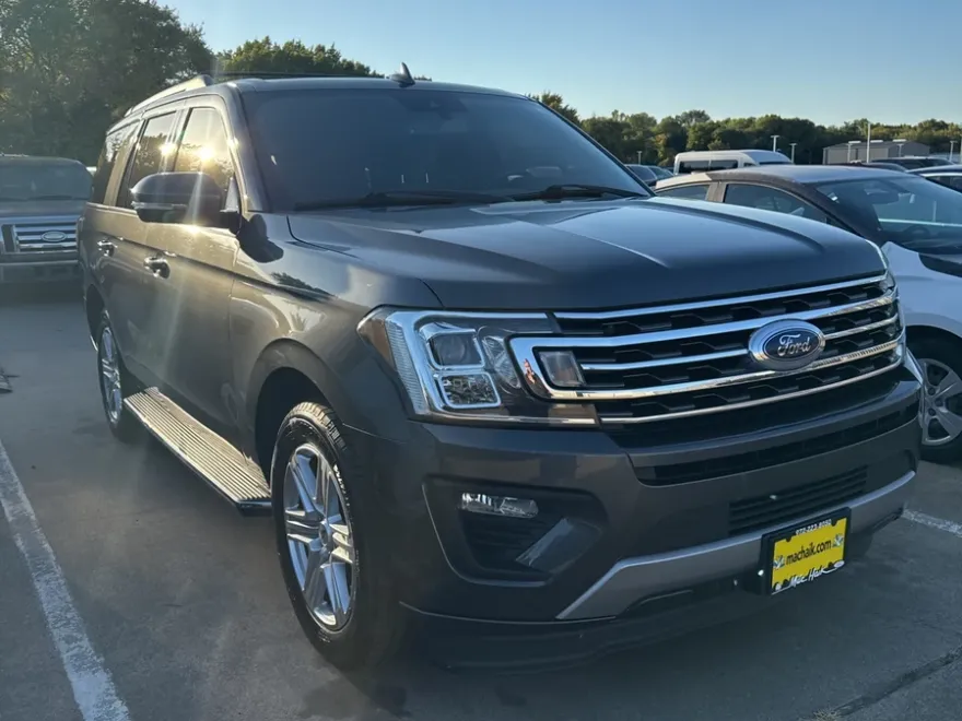 2018 Ford Expedition XLT photo 1