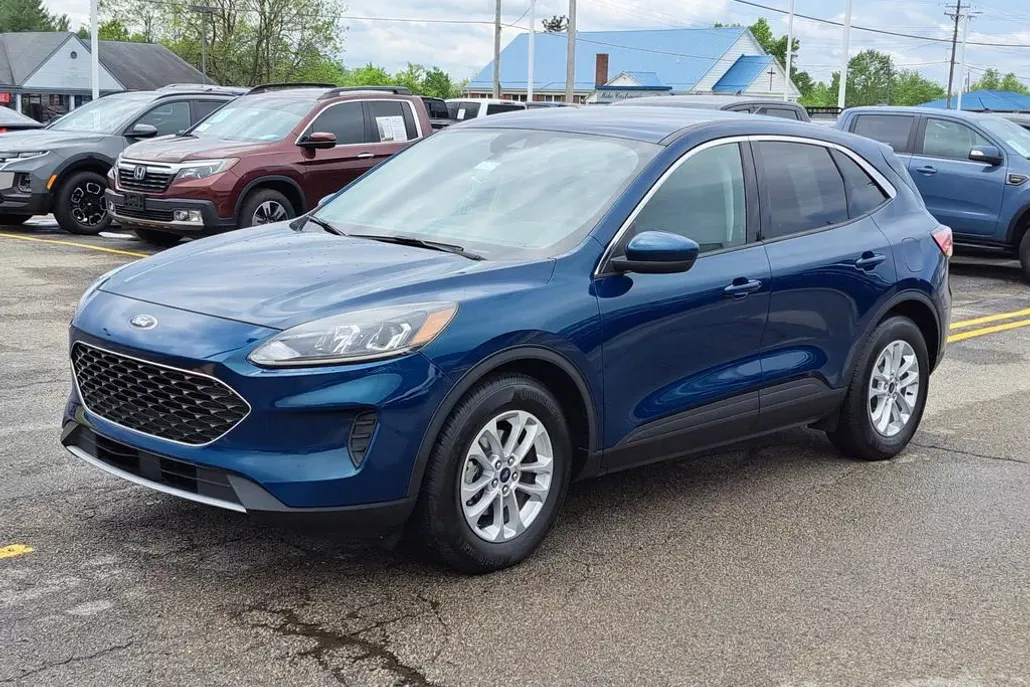 2020 Ford Escape SE photo 1