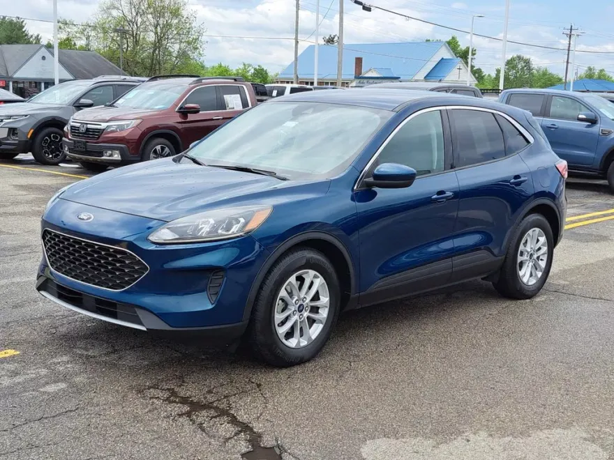 2020 Ford Escape SE photo 1