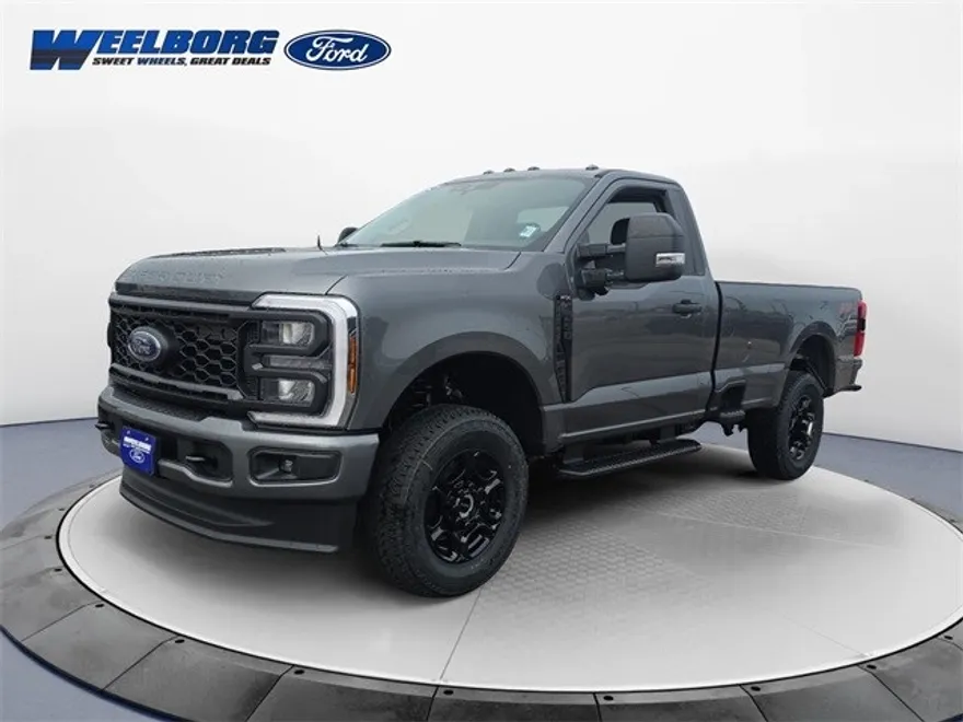2025 Ford F-250 photo 1
