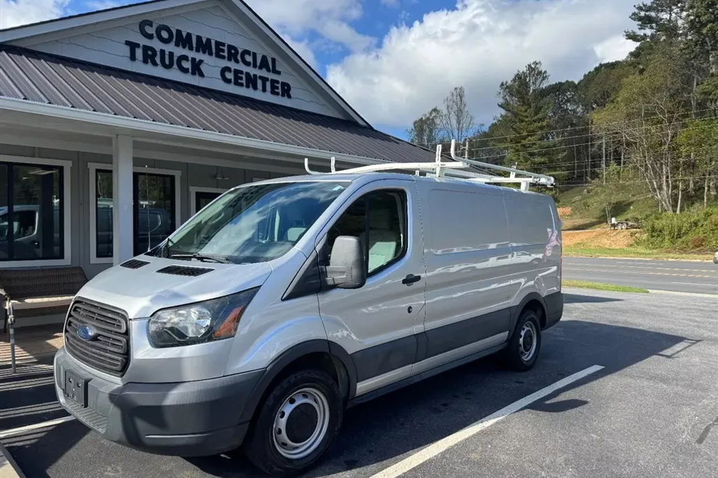 2017 Ford Transit Cargo photo 1