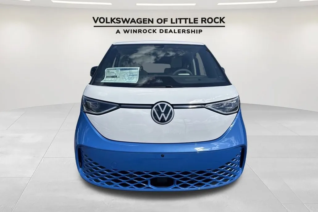 2025 Volkswagen ID. Buzz Pro Plus photo 1