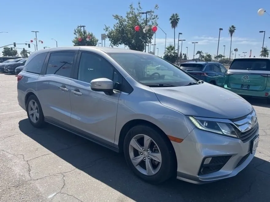 2020 Honda Odyssey EX-L photo 1