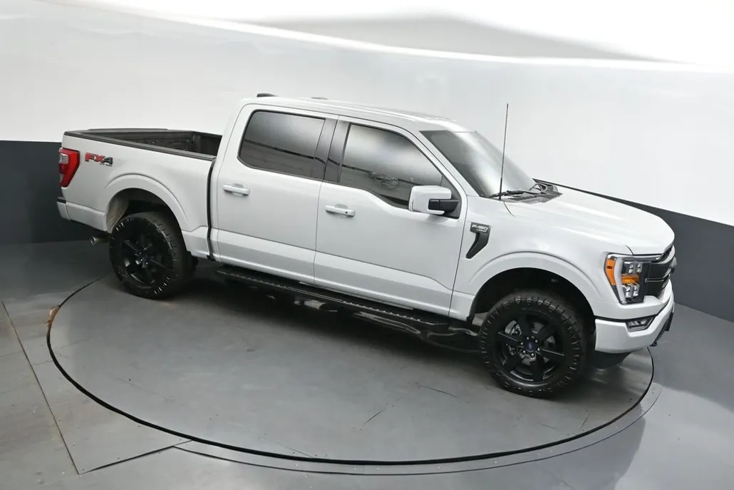 2023 Ford F-150 Lariat photo 1