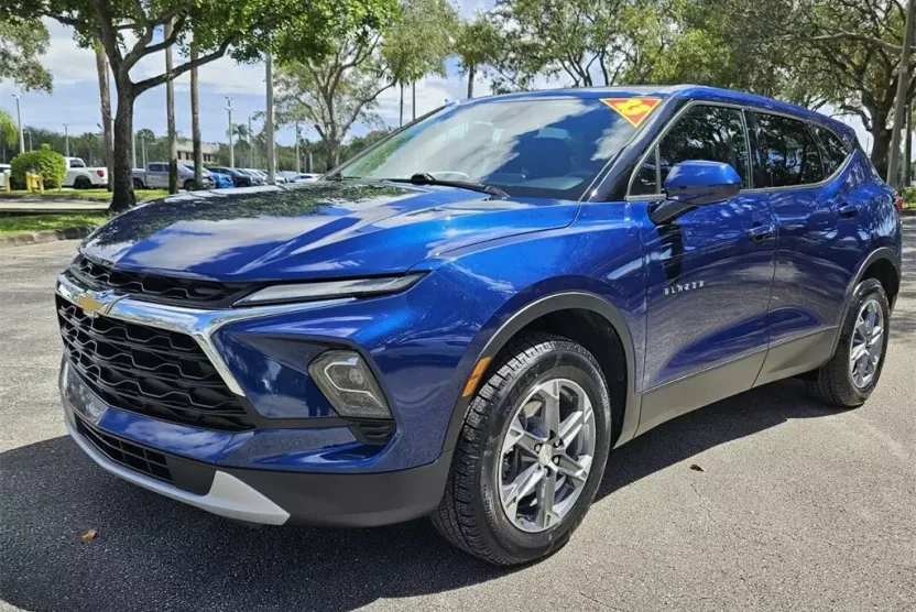 2023 Chevrolet Blazer 2LT photo 1