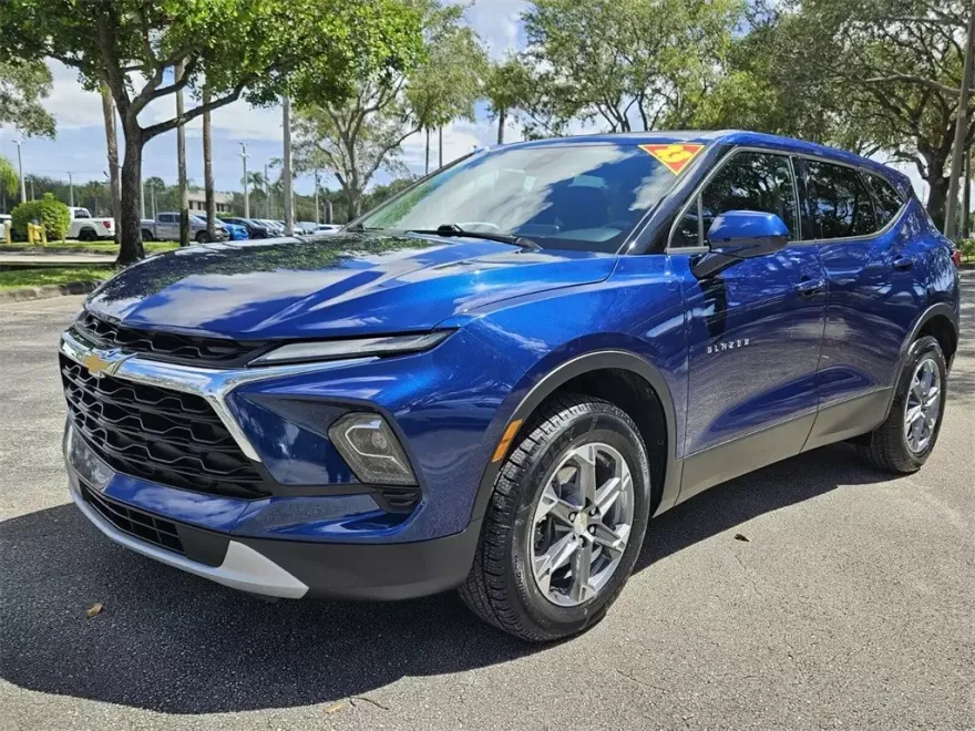 2023 Chevrolet Blazer 2LT photo 1