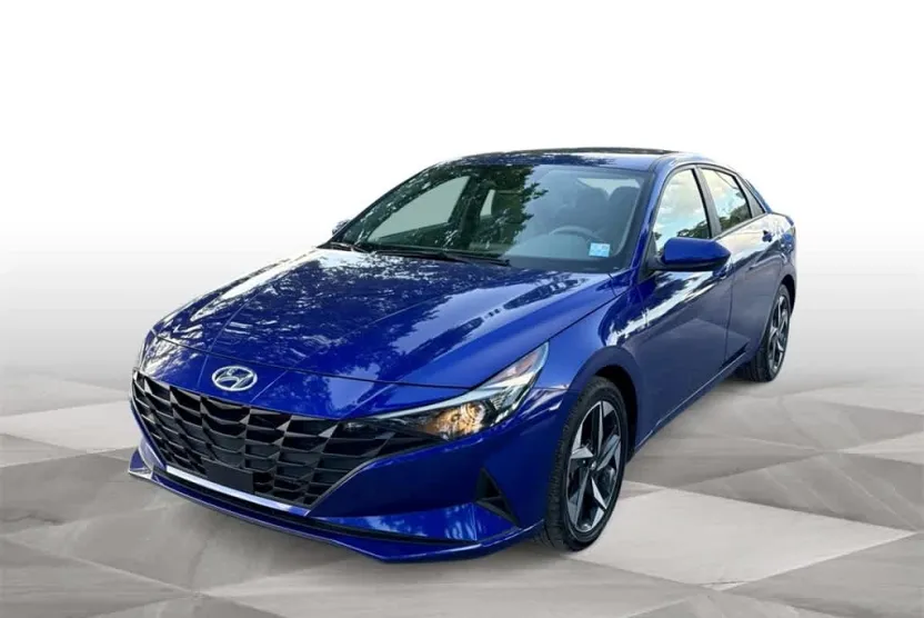 2023 Hyundai Elantra SEL photo 1