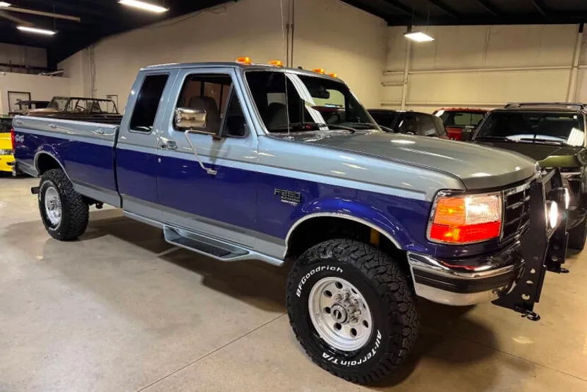 1995 Ford F-250 XLT photo 1