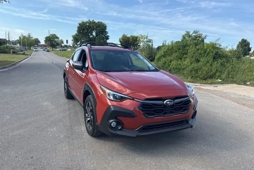 2024 Subaru Crosstrek Premium photo 1