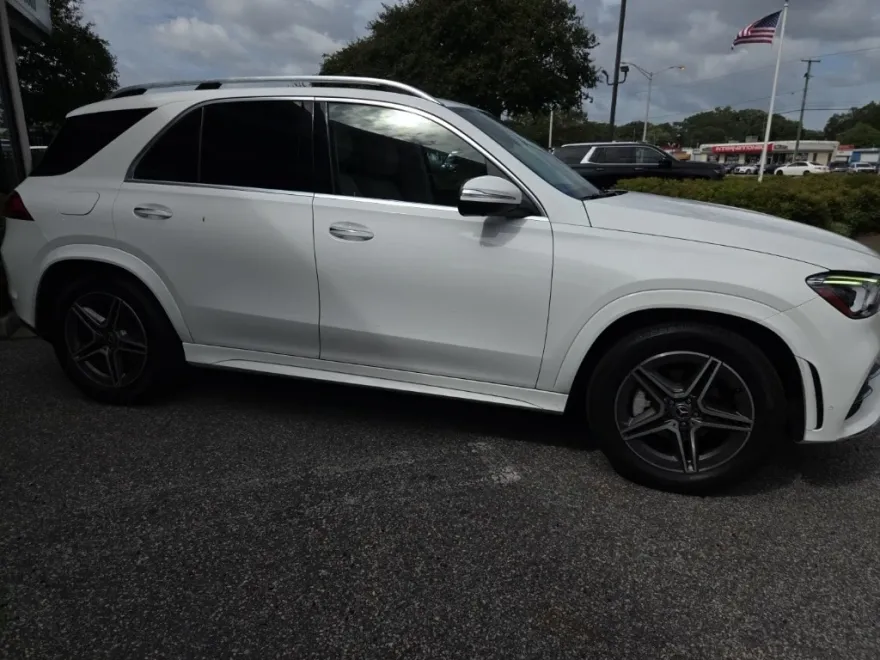 2021 Mercedes Benz GLE 350 4MATIC photo 1