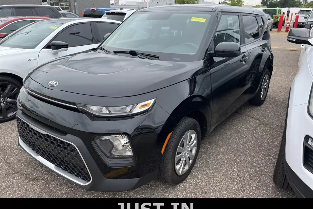 2021 Kia Soul LX photo 1