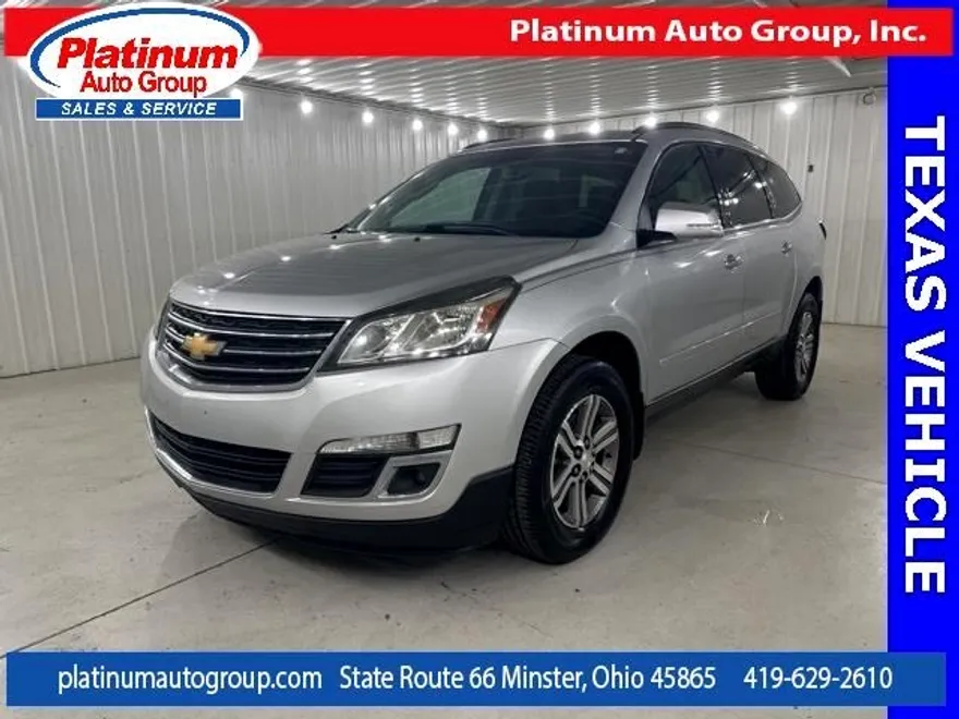 2017 Chevrolet Traverse 1LT photo 1