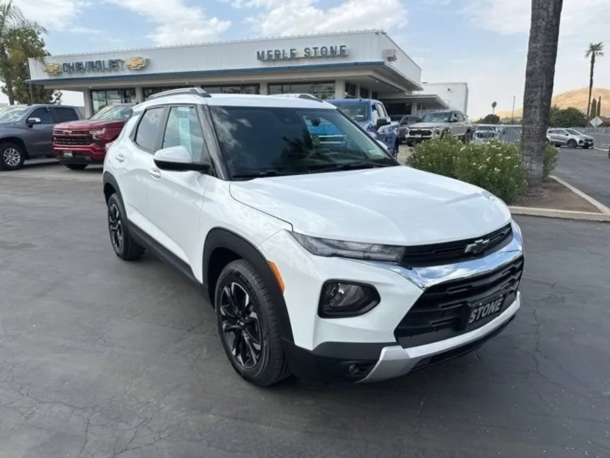 2022 Chevrolet Trailblazer LT photo 1
