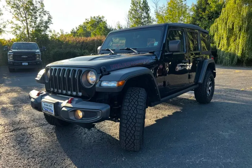 2022 Jeep Wrangler Unlimited Rubicon photo 1