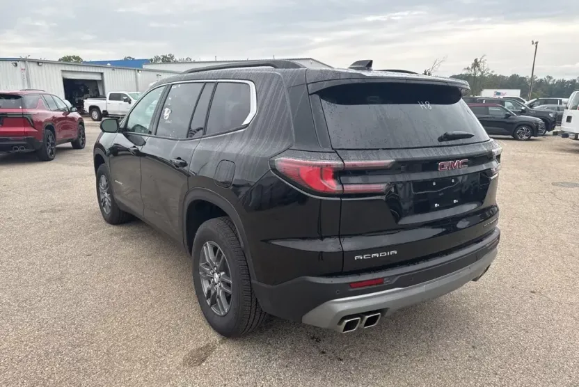 2025 Gmc Acadia Elevation photo 1