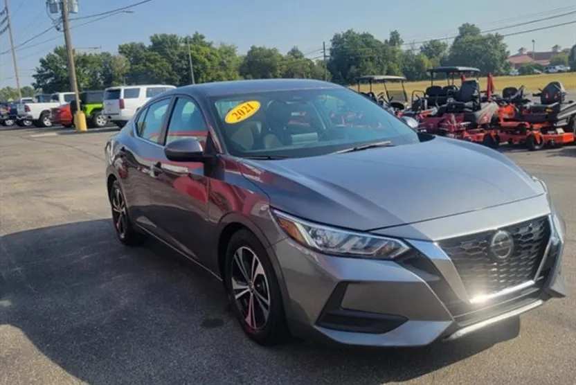 2021 Nissan Sentra SV photo 1