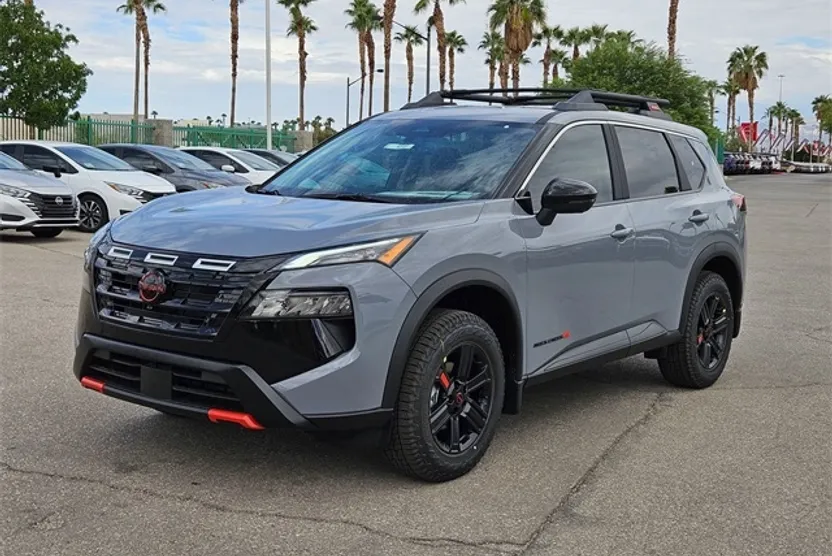 2026 Nissan Rogue SV photo 1