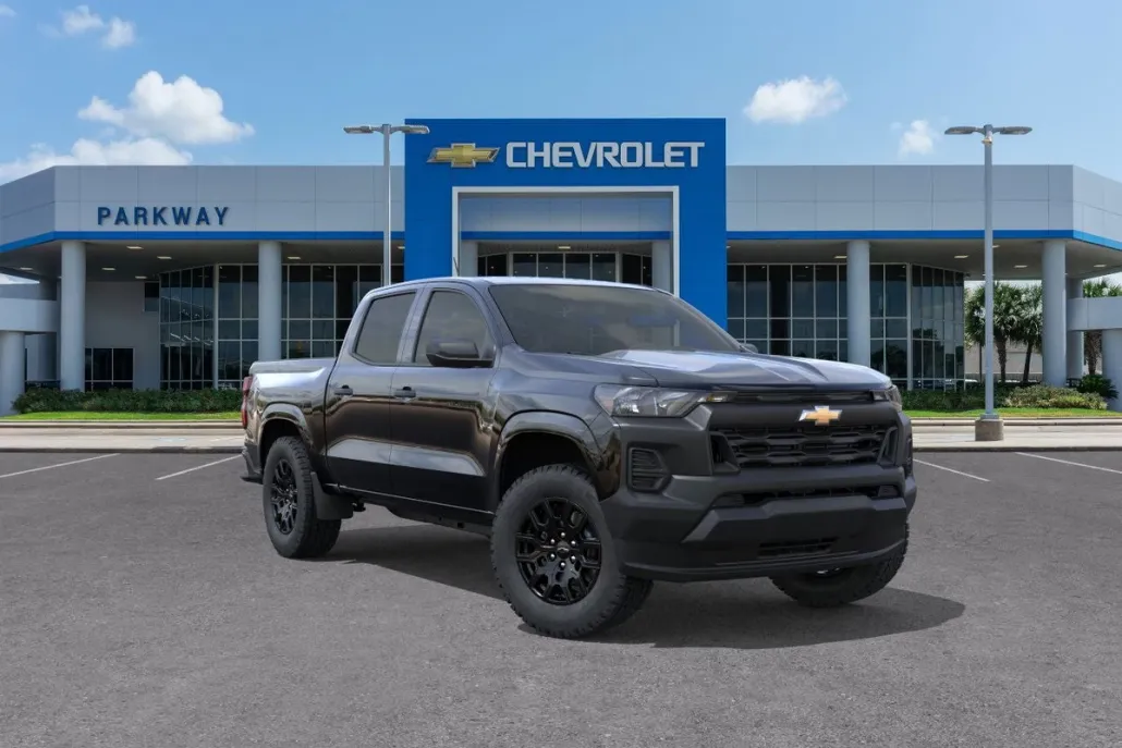 2026 Chevrolet Colorado Work Truck photo 1