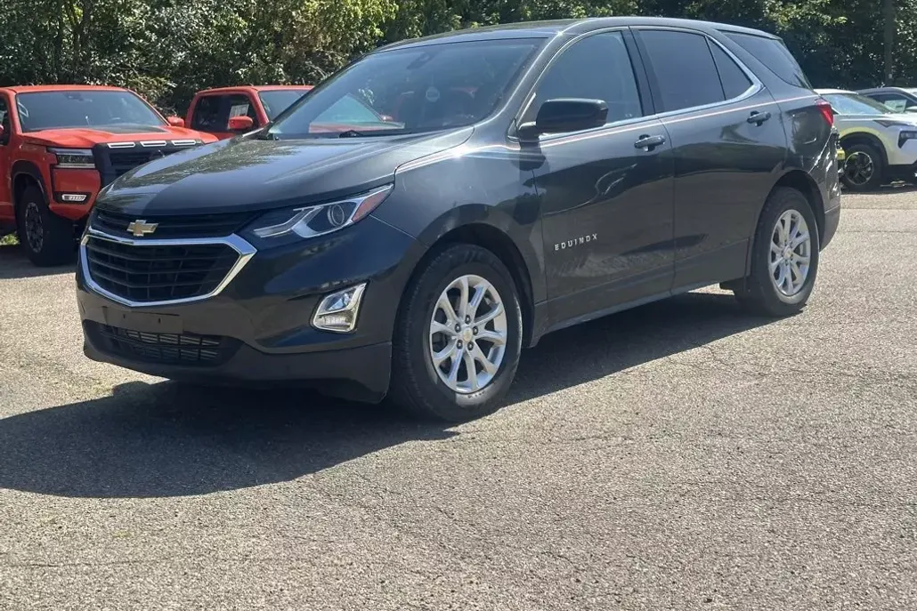 2020 Chevrolet Equinox photo 1