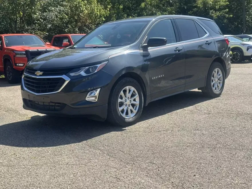 2020 Chevrolet Equinox photo 1