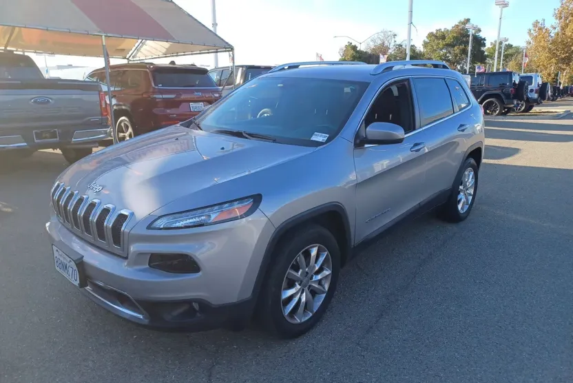 2017 Jeep Cherokee Limited photo 1