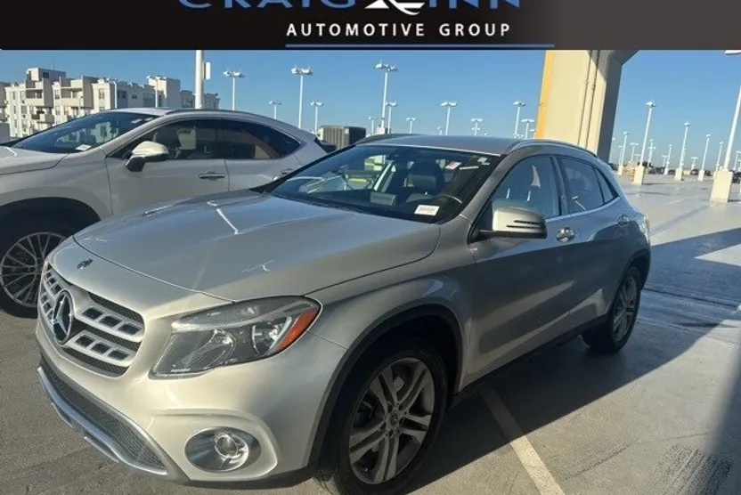 2019 Mercedes Benz GLA 250 photo 1