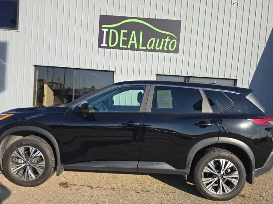 2023 Nissan Rogue SV photo 1
