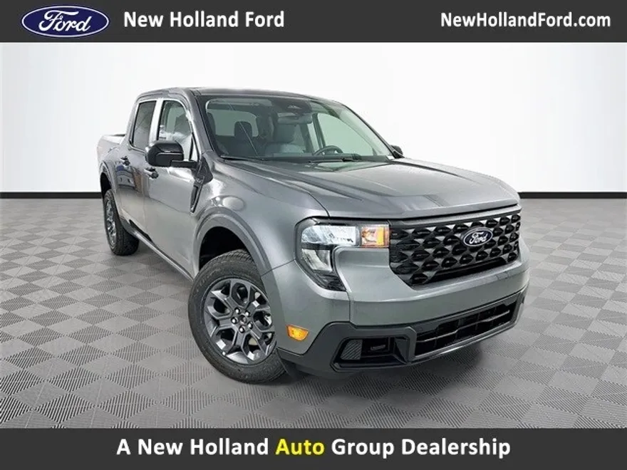 2025 Ford Maverick XLT photo 1