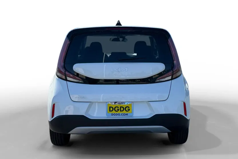 2024 Kia Soul LX photo 1