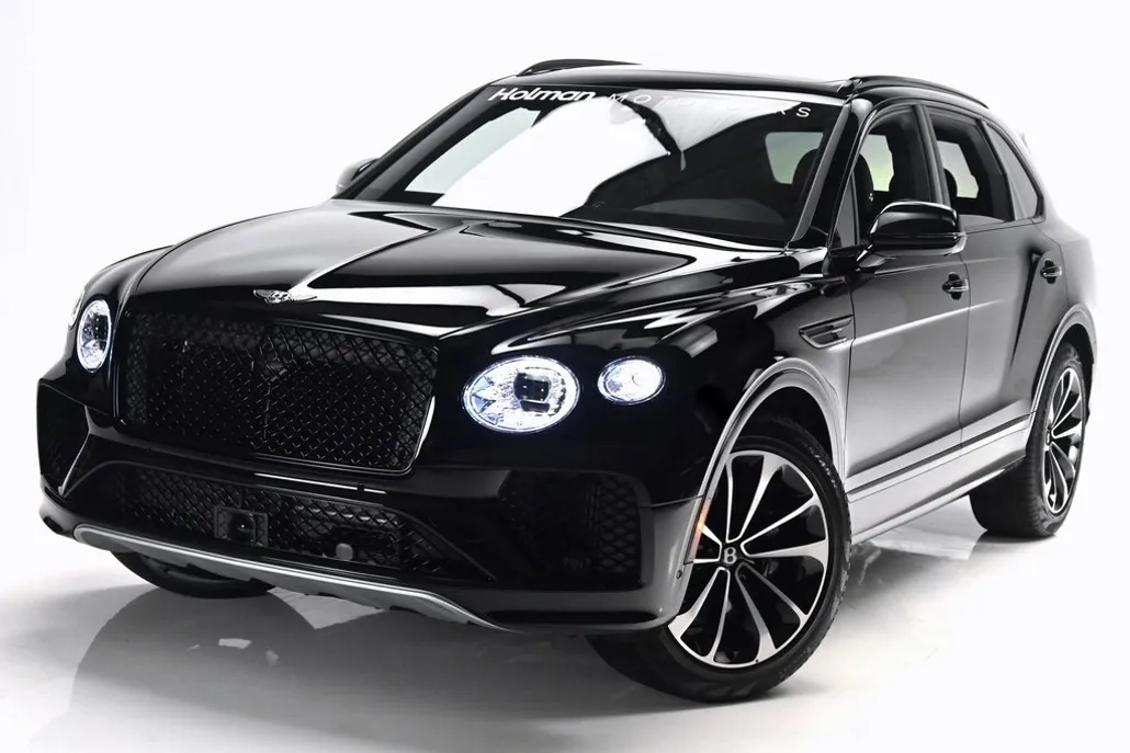 2025 Bentley Bentayga V8 photo 1